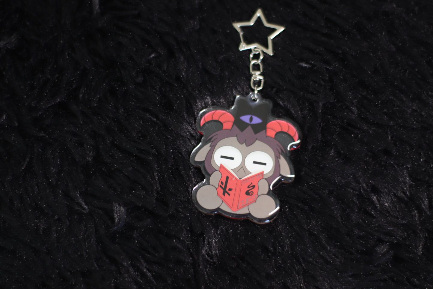 Cult of the Lamb Keychain
