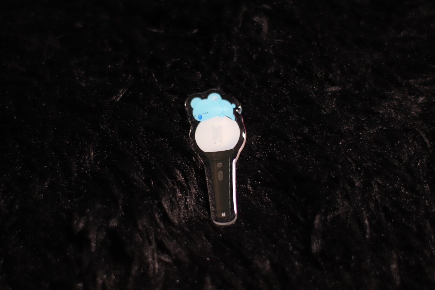 BT21 Light Stick Pins