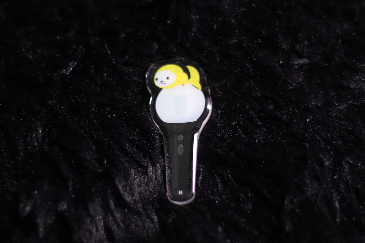 BT21 Light Stick Pins